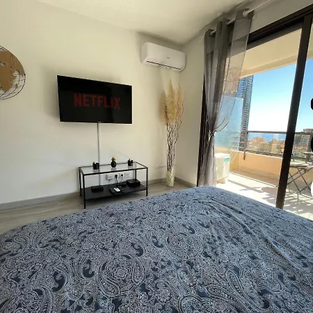 Apartment New Studio, Piscine Et Vue • Proche De Monaco
